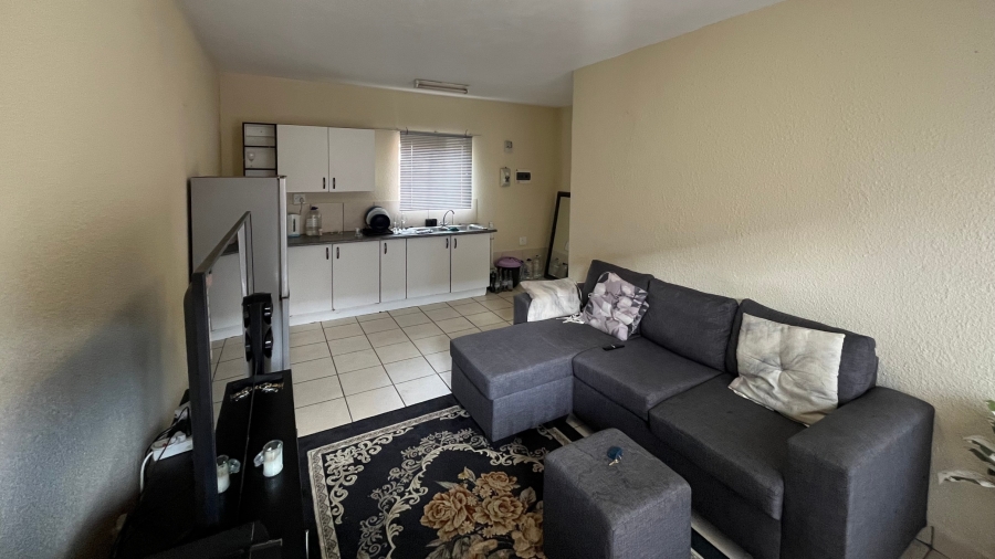 1 Bedroom Property for Sale in Rustenburg Central North West